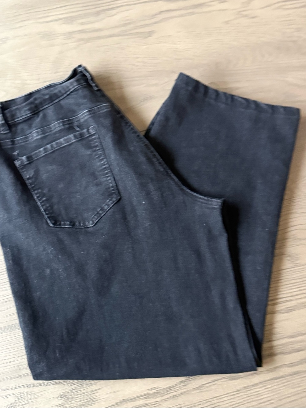 Abercrombie & Fitch Black High-Rise Relaxed Straight Jeans - Women's